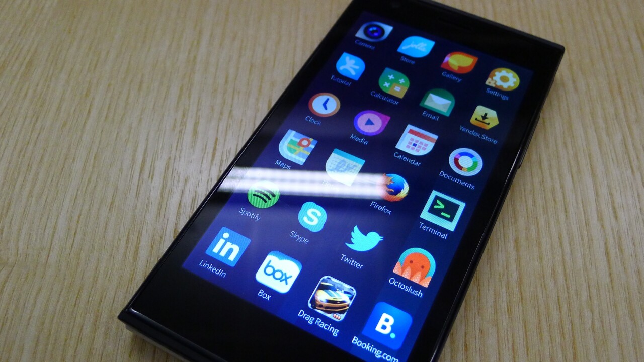 Jolla hands-on: A closer look at the first Sailfish OS-powered smartphone