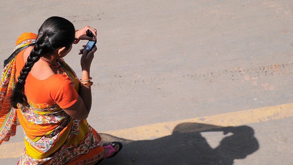 Google launches campaign to get more women in India to use the Internet