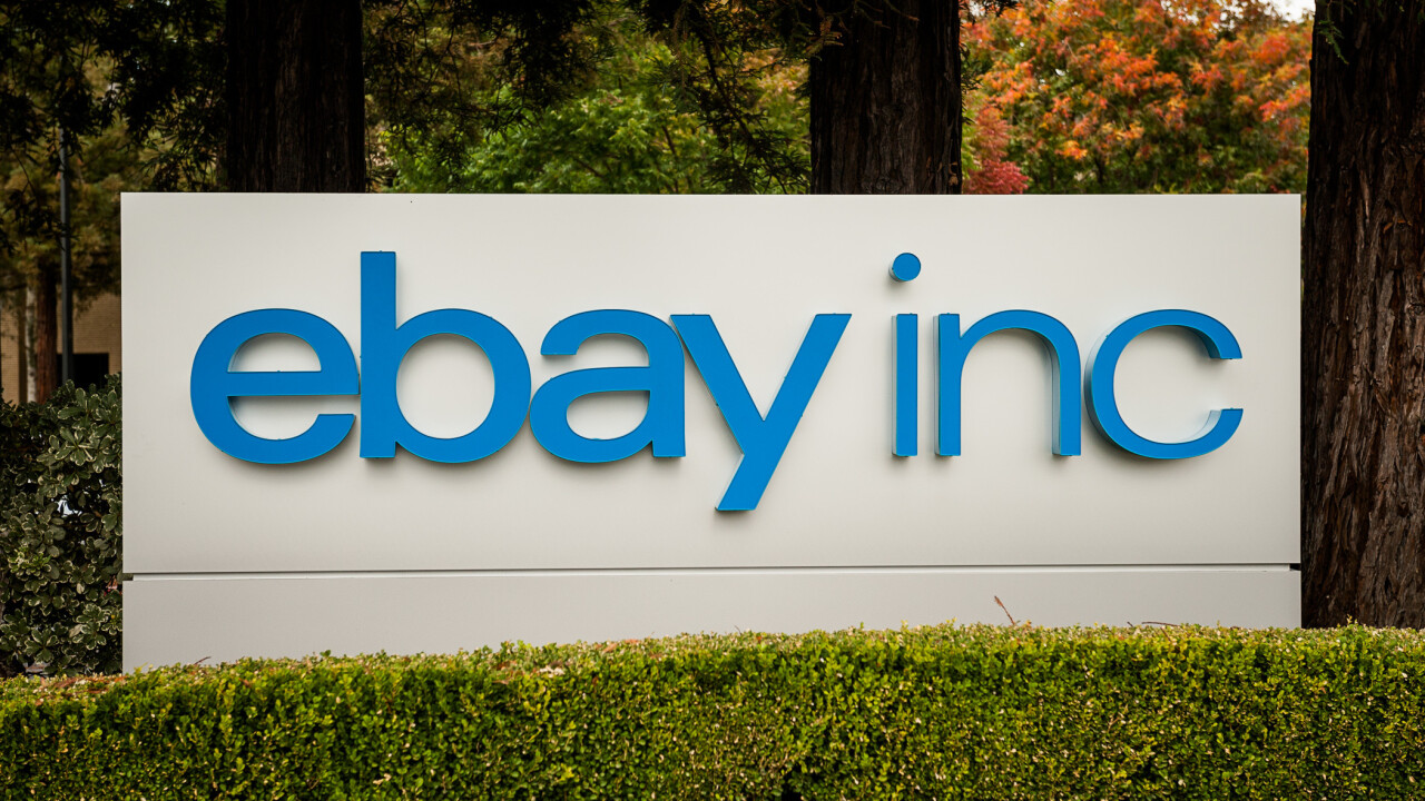 eBay and Paypal will split into separate publicly traded companies in 2015