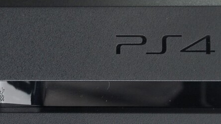 Sony sold 4.2 million PlayStation 4 consoles last year