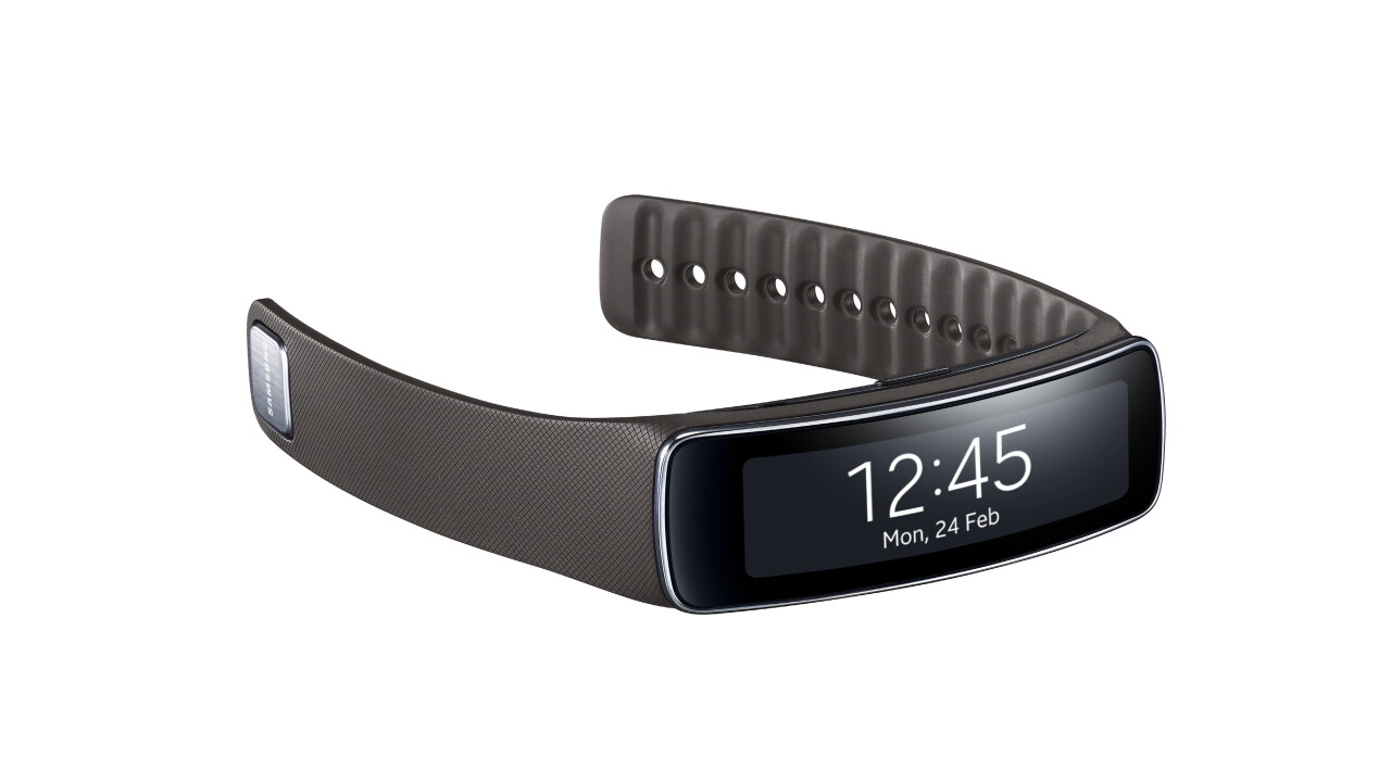 Samsung announces Gear Fit fitness band with heart rate monitor, pedometer and 1.84” display