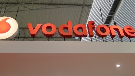 Vodafone hits 500,000 4G subscribers in the UK, one month faster than its rival EE