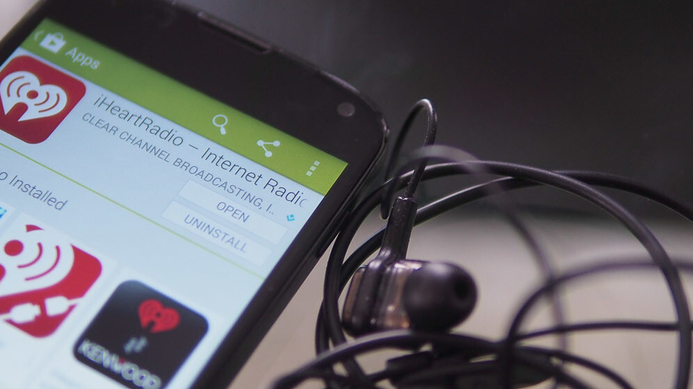 iHeartRadio announces Android Wear integration coming on October 15