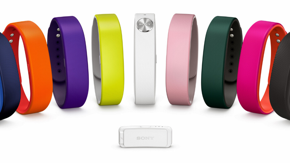 Sony will launch its Core and SmartBand fitness tracker with new Lifelog app in March