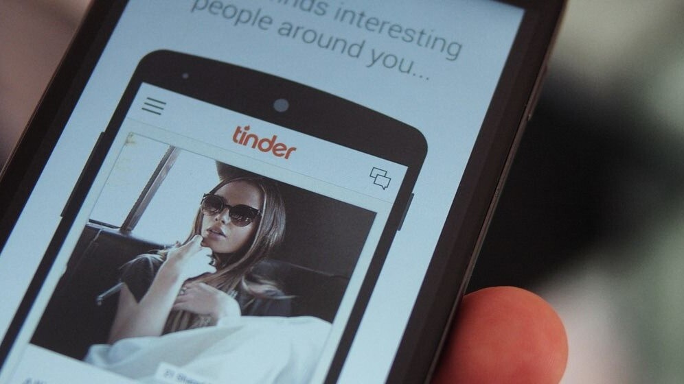Tinder and Grindr are more dangerous than ever, according to UK report