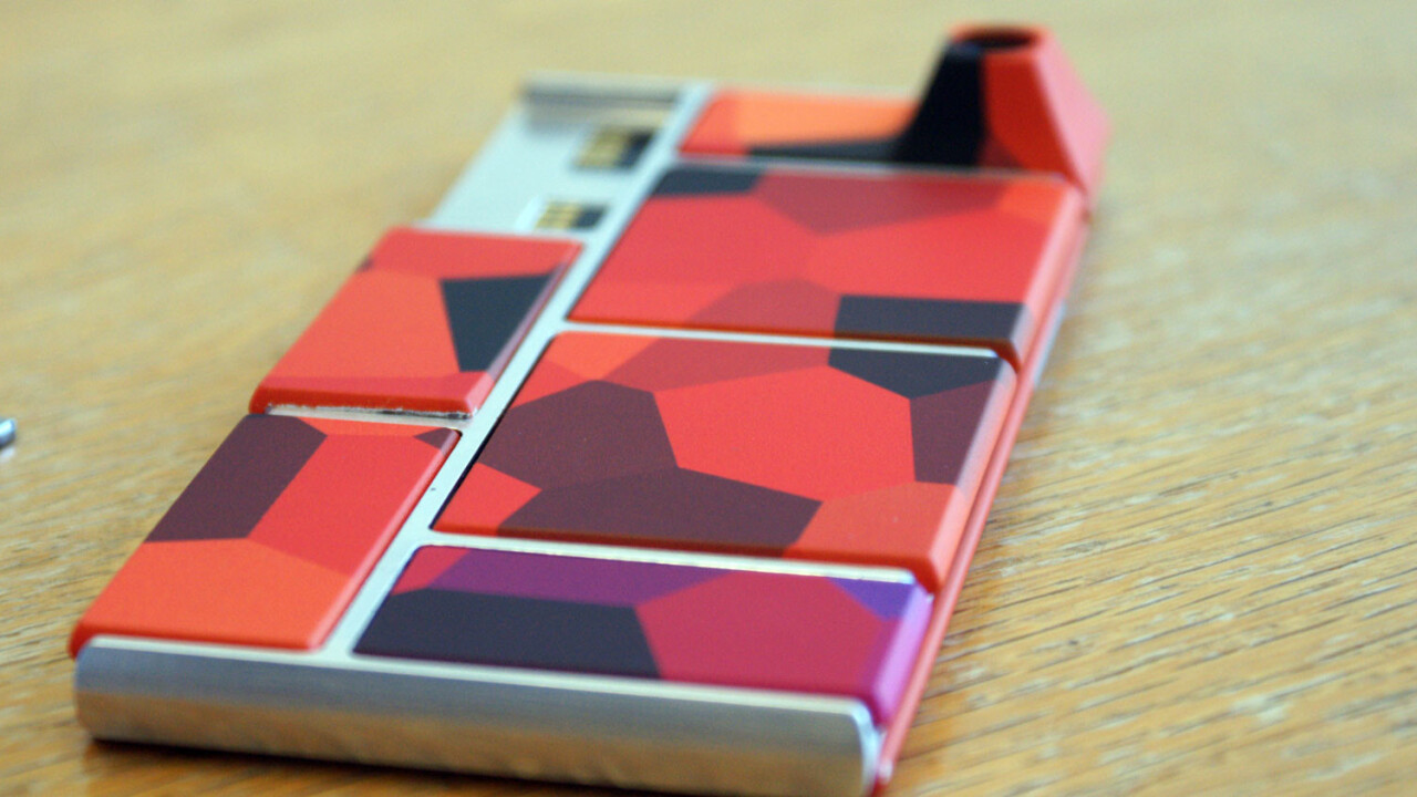 Google announces the next Project ARA modular phone event and we get a video of the prototype booting up