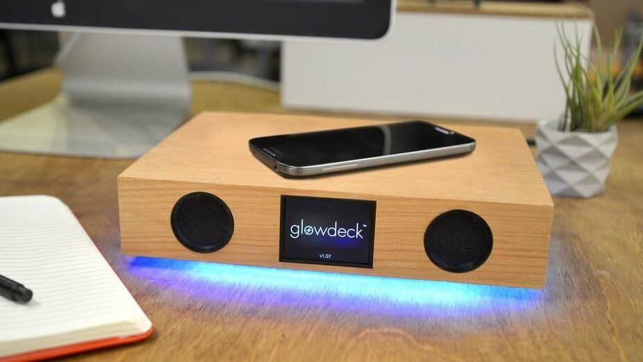 Hands-on with Glowdeck, a beautiful 3-in-1 wireless charger, speaker and notification center