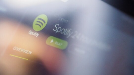 Spotify finally brings its free, shuffle mode to Windows Phone