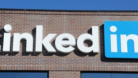 LinkedIn shuts down its CardMunch business card scanning app, offers Evernote as an alternative