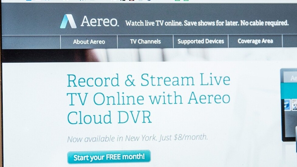 Aereo suspends its TV streaming service indefinitely, following Supreme Court ruling