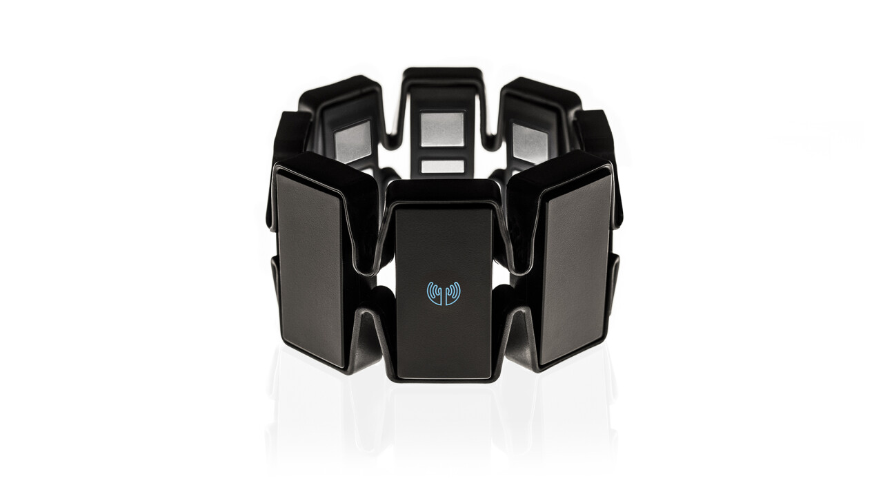 Thalmic Labs unveils the final design for MYO, its armband for Minority Report-style motion control