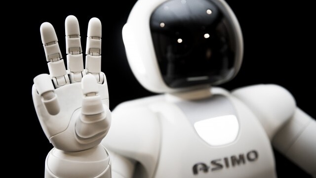 Honda’s new, smarter ASIMO brings robots closer to the mainstream