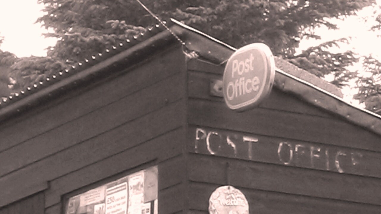 The UK’s Post Office will launch a new mobile phone network through EE later this year