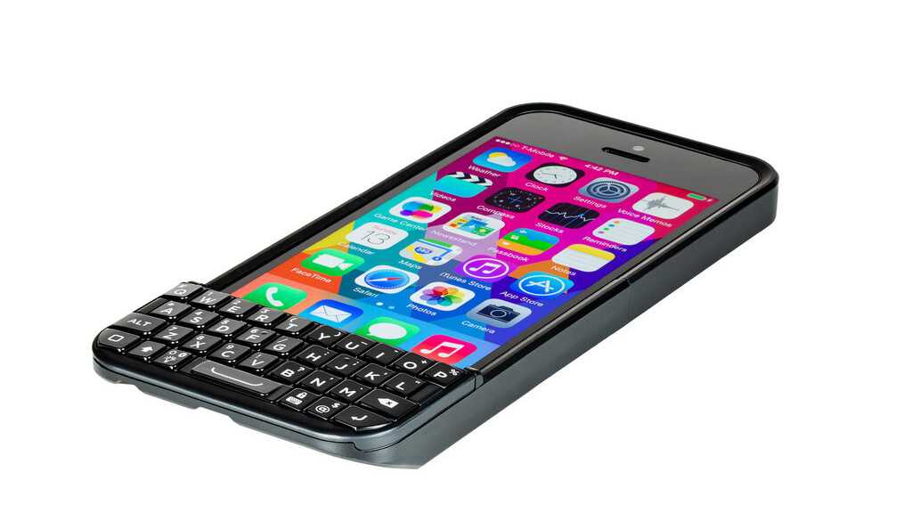 Typo 2 iPhone 5s keyboard case up for pre-order at $99, now a little less like a BlackBerry