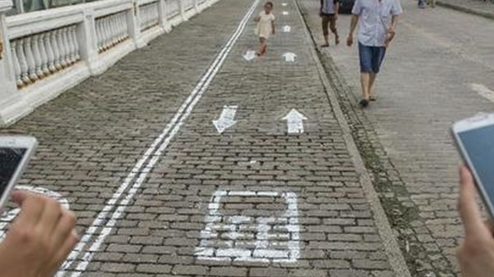 This Chinese city has special walking lanes for pedestrians who can’t put their phones down