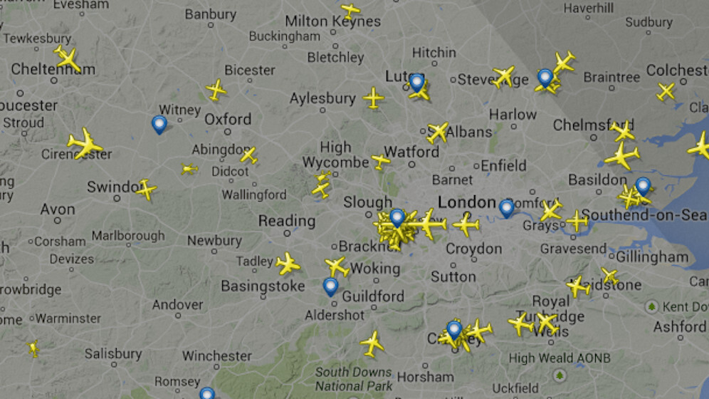 All airspace over London closed due to computer failure