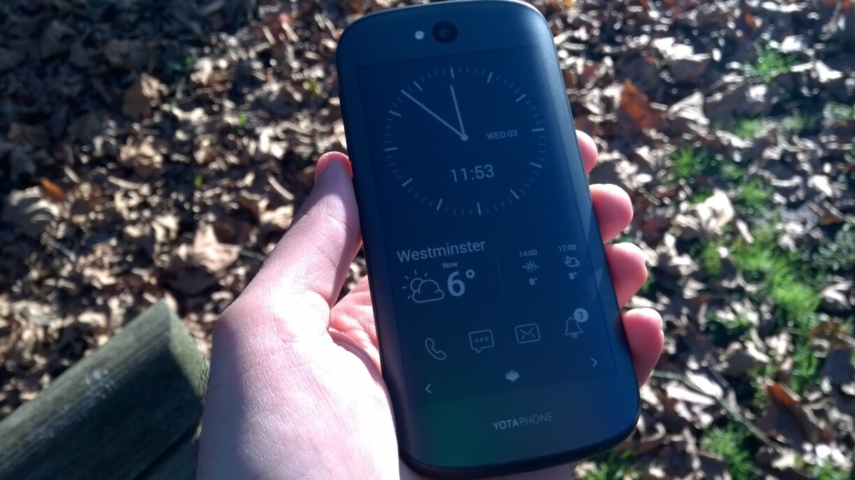 YotaPhone 2 review: The 5-inch dual-screen handset is back, and this time it makes sense