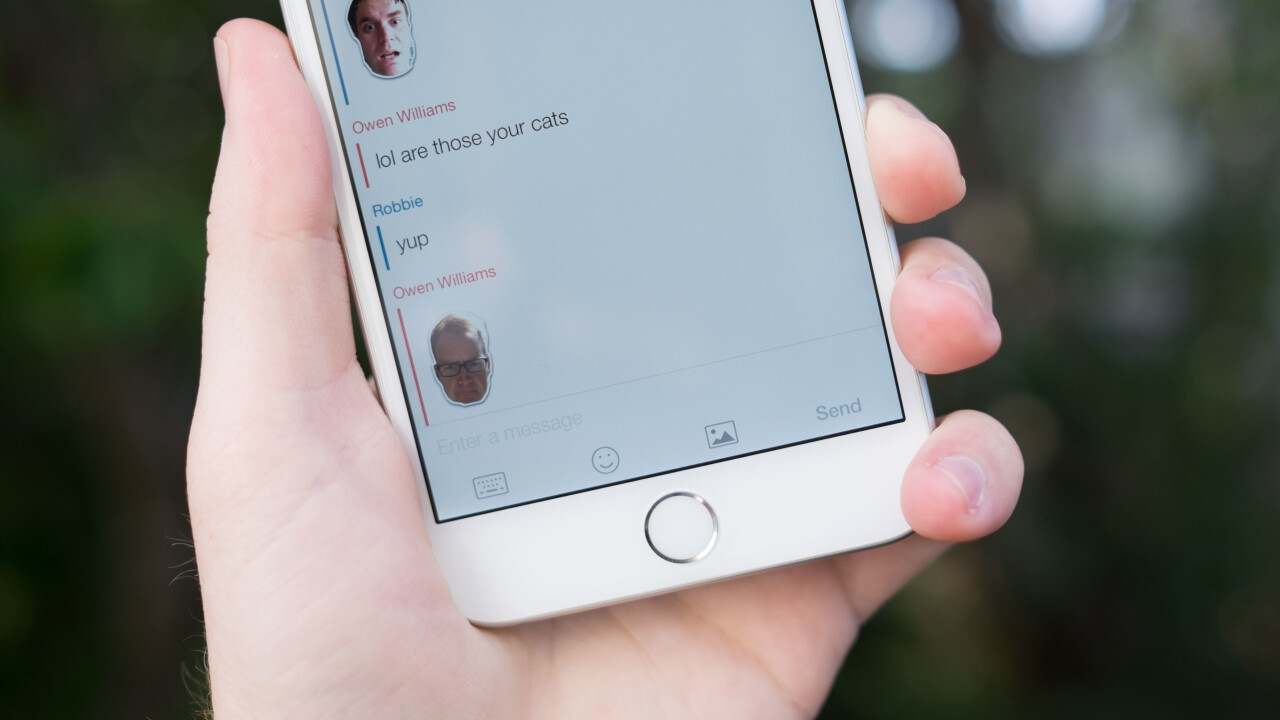 Imoji launches messaging service for sending selfie stickers to your friends