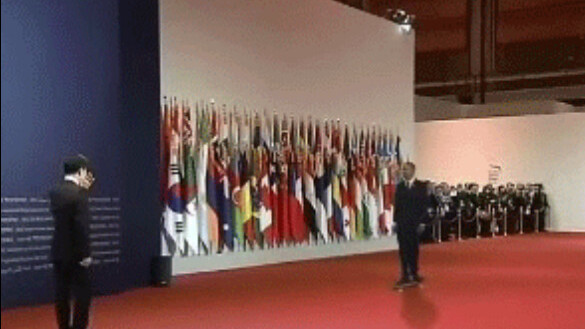 The best GIF of 2014 is…from 2012