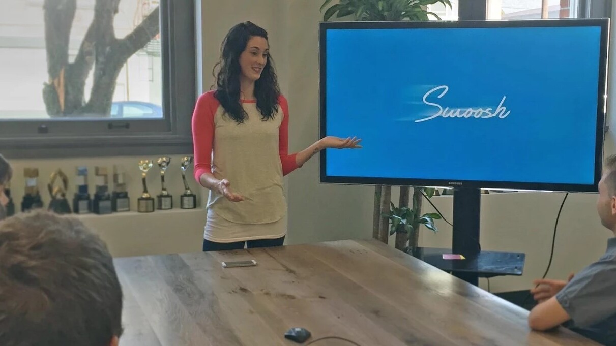 Swoosh for Android turns your hand into a remote control for presentations