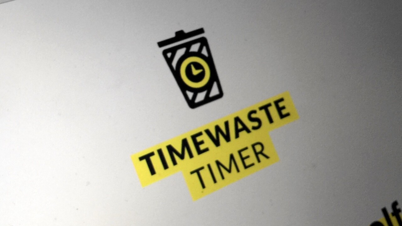 Timewaste Timer charges you $1 for every hour you waste on Facebook