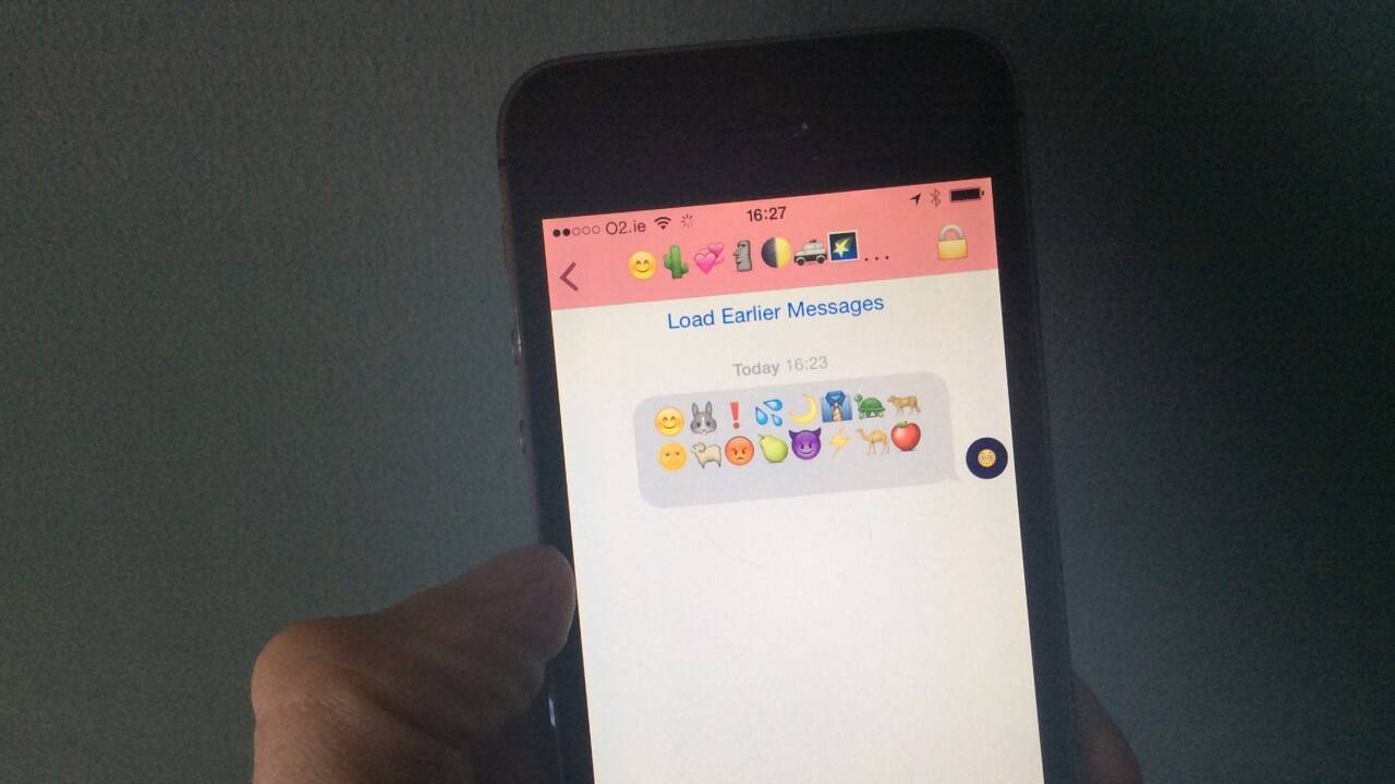 Secretmoji for iOS hides your chats as strings of emoji