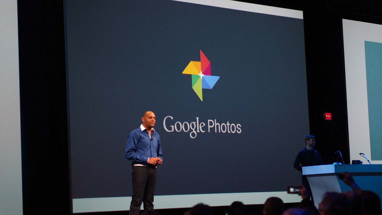 Google Photos behind the app — scanning makes it special