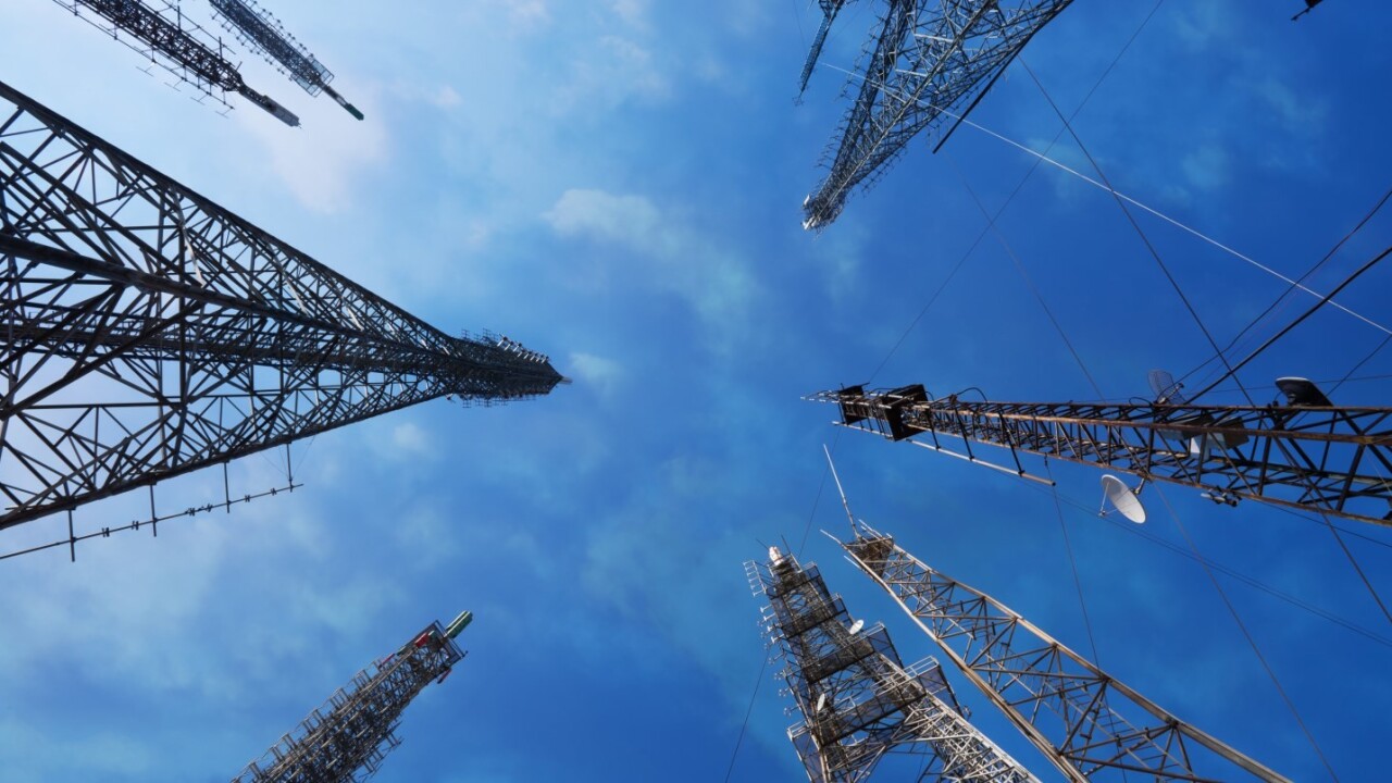 Fake cell towers reportedly used to spy on residents in London