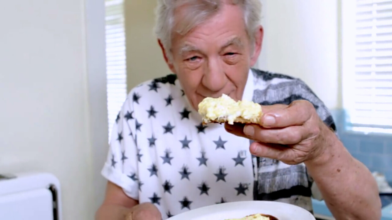 Let Sir Ian McKellen show you how a true wizard makes scrambled eggs
