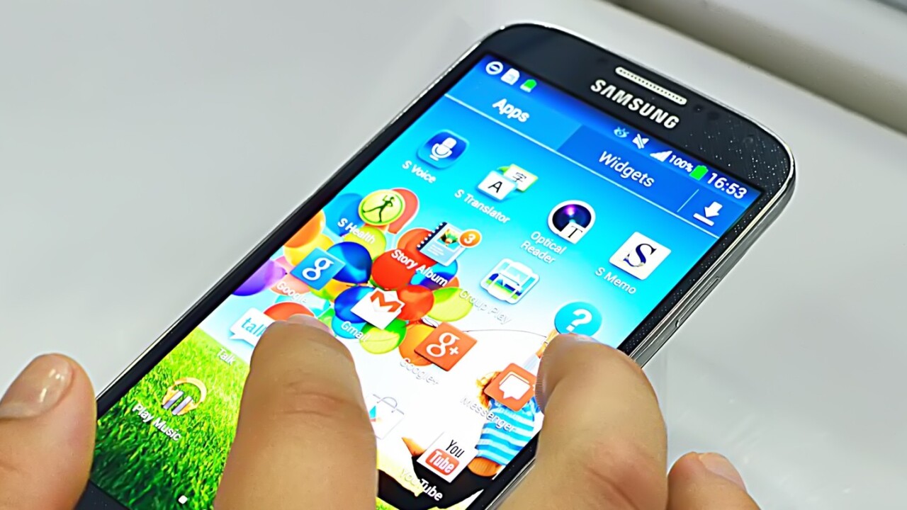 Win 1 year Unlimited Talk, Text, 500MB of data and a free Samsung Galaxy S4 with FreedomPop