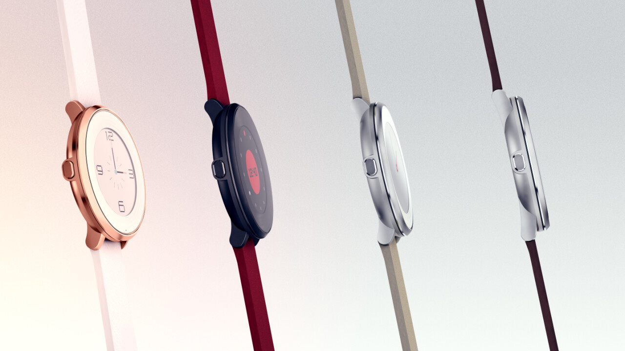 Pebble launches its first round smartwatch, arriving in November from $249