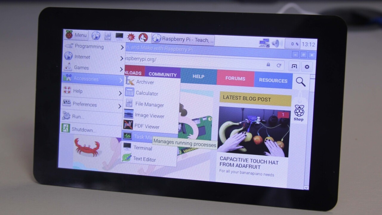 Official 7″ Raspberry Pi touchscreen display now available to buy for $60