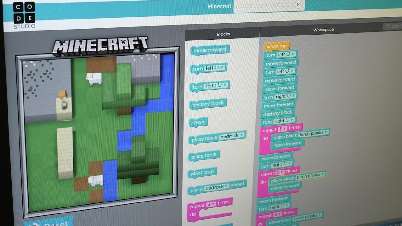 Teach your kids to code with this neat Minecraft lesson