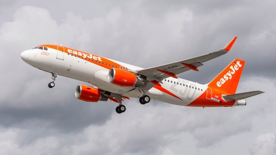 easyJet now lets you track your plane 3 hours before your flight