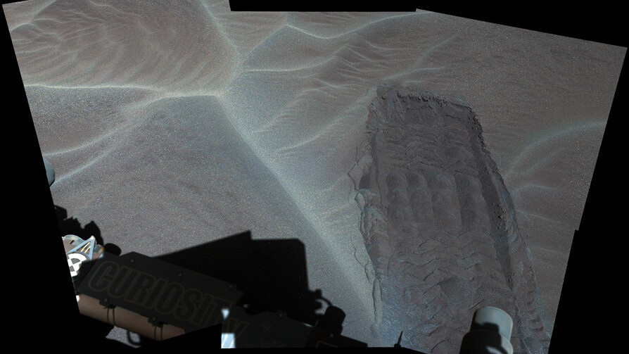 See the sand dunes of Mars startlingly up-close