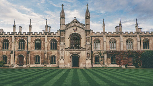 5 overlooked LinkedIn tools for higher ed