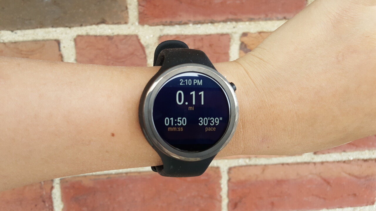 Moto 360 Sport review: If you haven’t bought it yet, you’re better off waiting