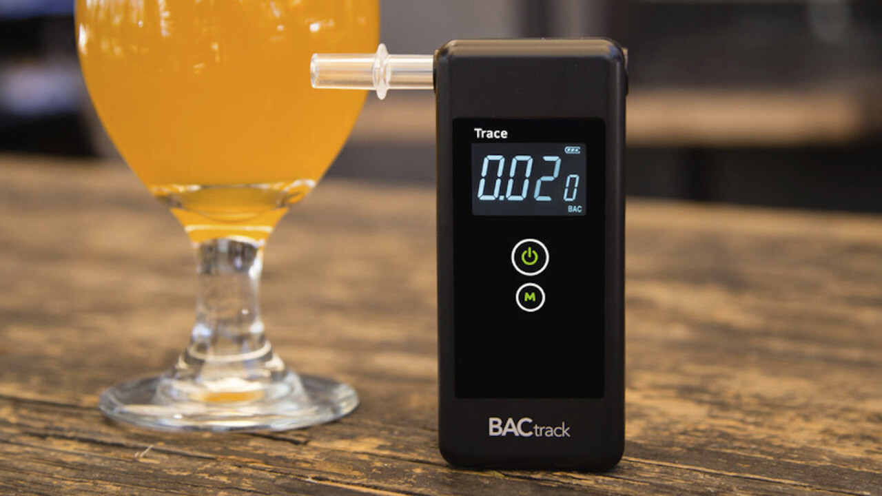 BACtrack Trace Pro breathalyzer makes sure you’re not drunk driving