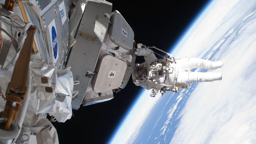 NASA’s awesome Snapchat story lets you experience life on the ISS