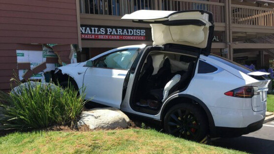 Tesla owner claims Model X sped up, struck a building autonomously [Update]