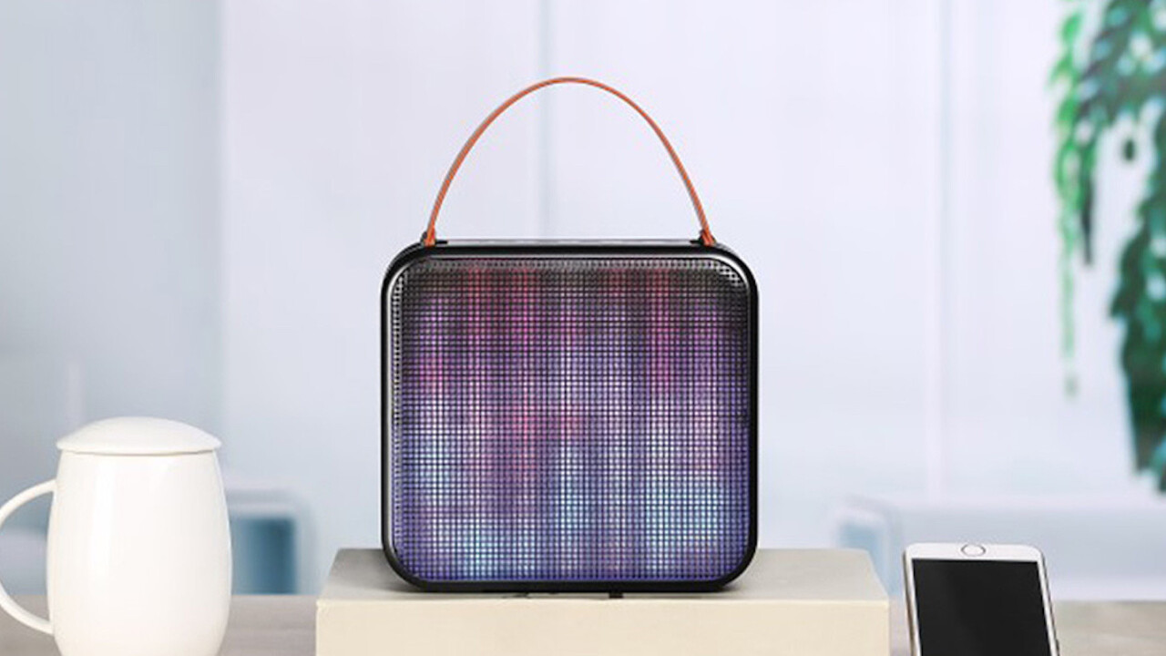5-mode LED flashing FRESHeCOLOR Bluetooth Portable Speaker is pure fun (76% off)