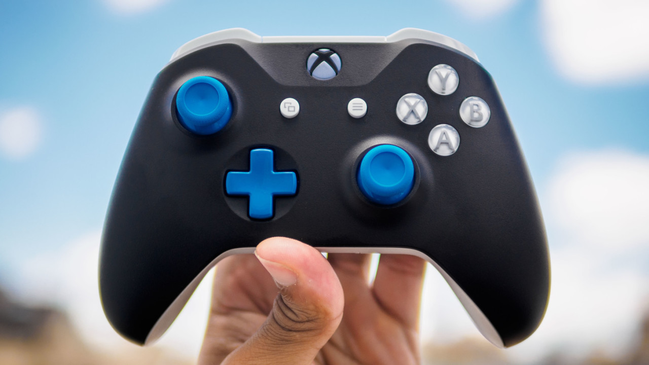 Review: Designing my own Xbox controller was fun, but yours can be weirder