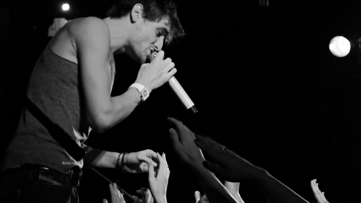 Fanbassador lets you crowdfund shows from your favorite bands