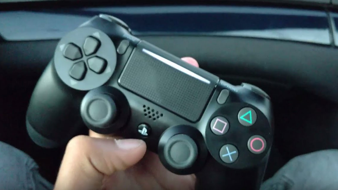 Is this the new PS4 Slim controller?