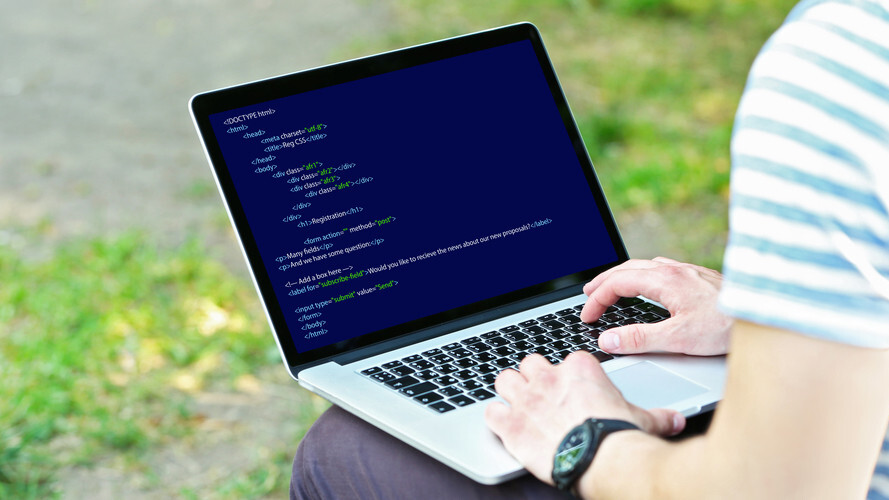 Become an in-demand programmer with The Complete 2016 Learn to Code Bundle (94% off)