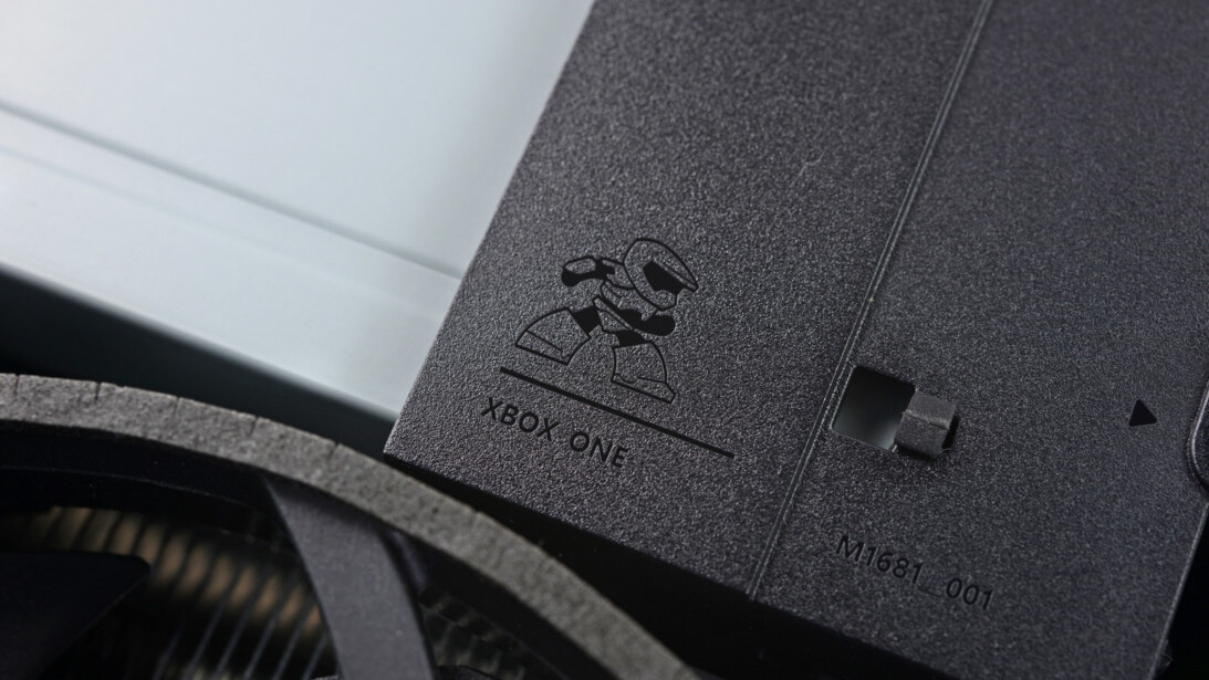 Xbox One S teardown reveals tiny Master Chief hidden inside