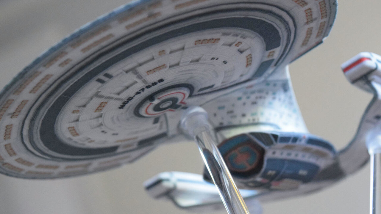 You will soon be able to buy licensed 3D printed models of Star Trek spacecraft