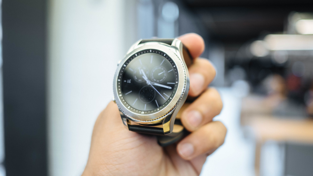 Hands-on: Samsung’s Gear S3 may be large, but it’s probably worth it
