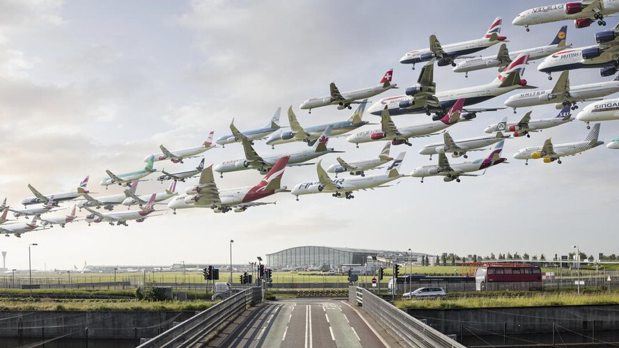 ‘Airportraits’ series is eight hours of airport traffic in one magnificent image