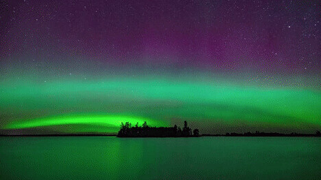 This awe-inspiring 4k video of the Northern Lights is the perfect start to the weekend